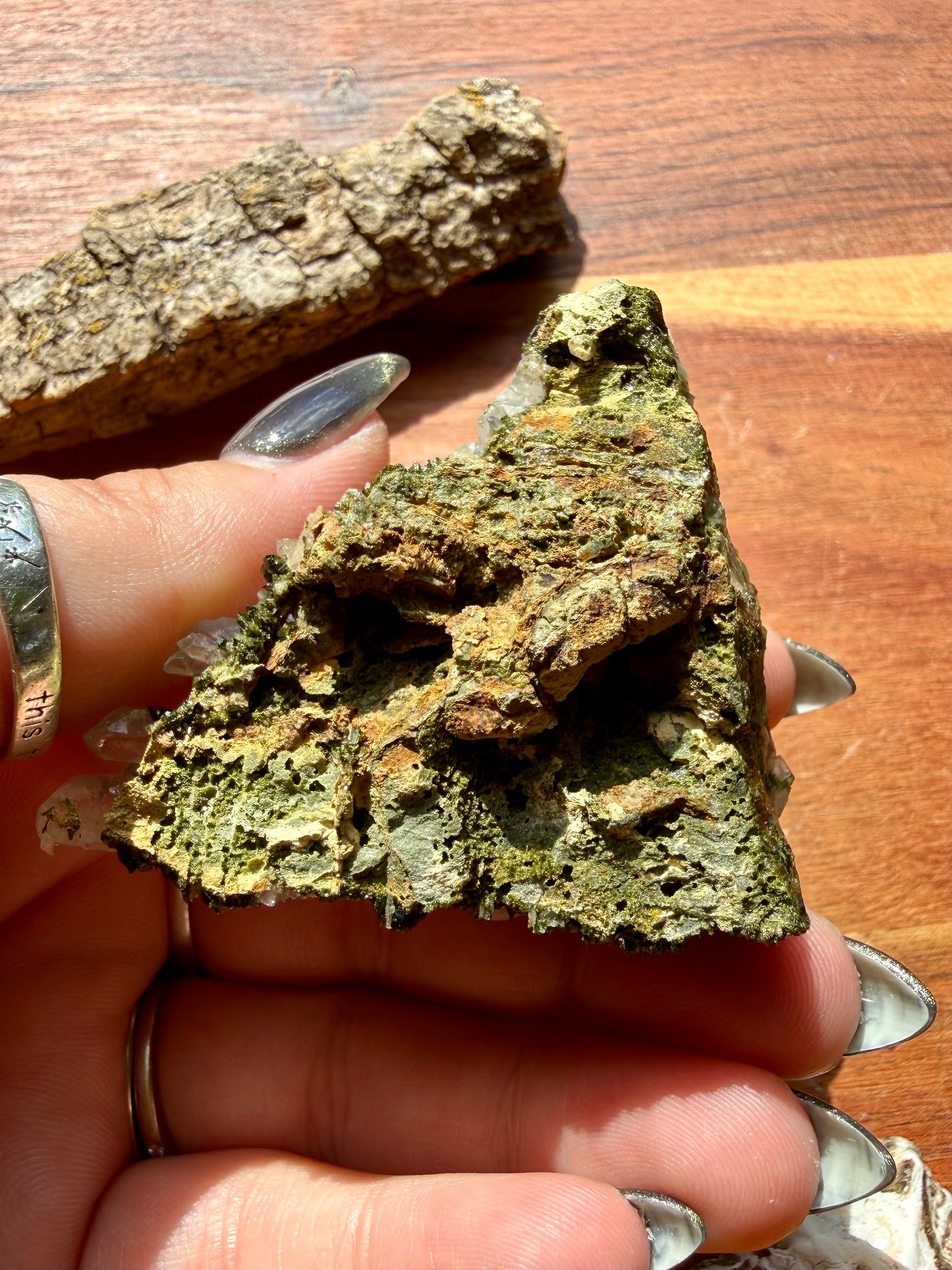 HIGH QUALITY EPIDOTE & QUARTZ