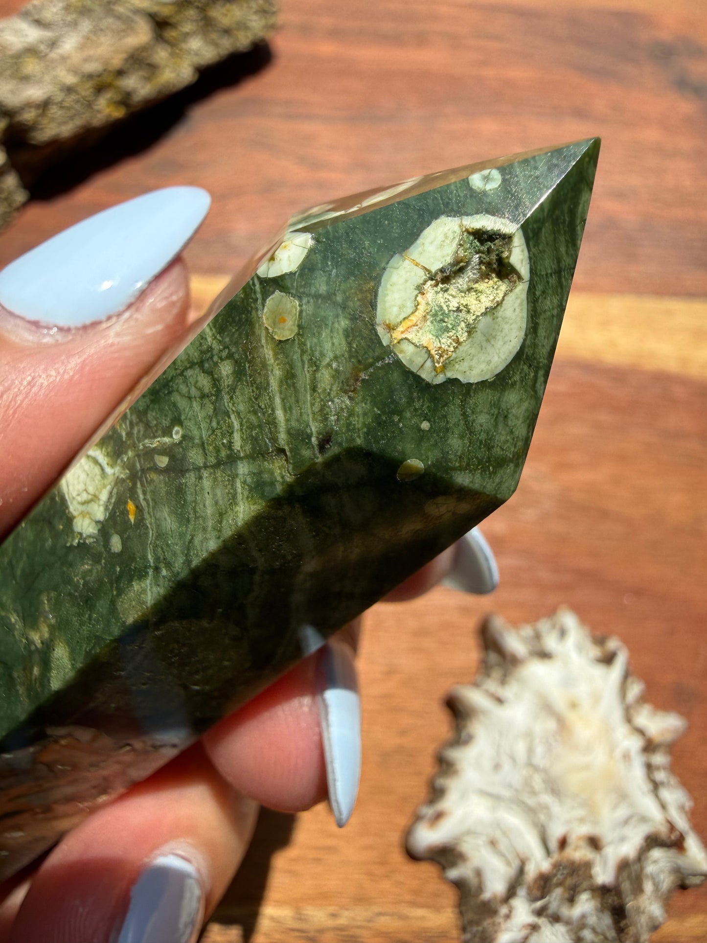 RAINFOREST JASPER TOWER