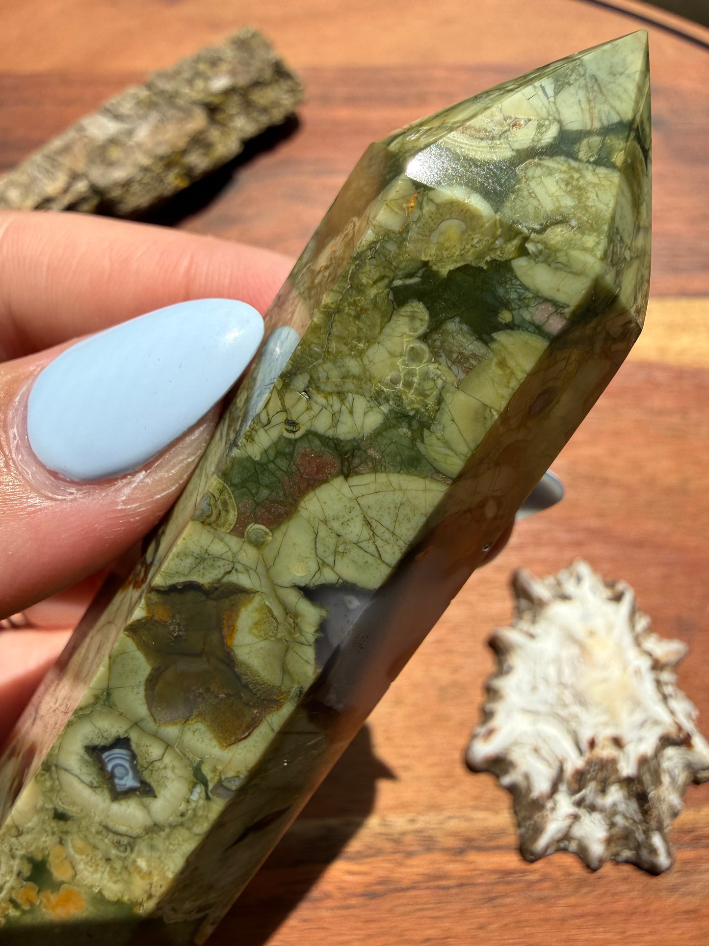 RAINFOREST JASPER TOWER