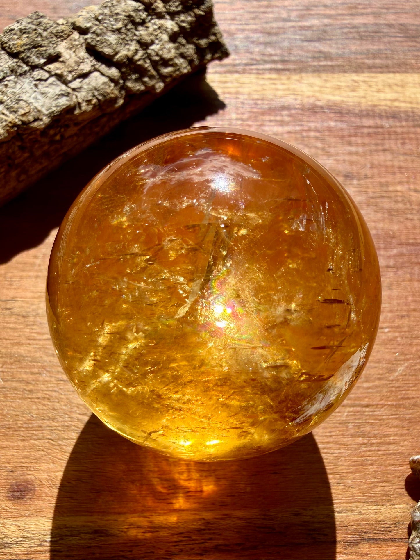 HIGH QUALITY OPTICAL HONEY CALCITE SPHERE