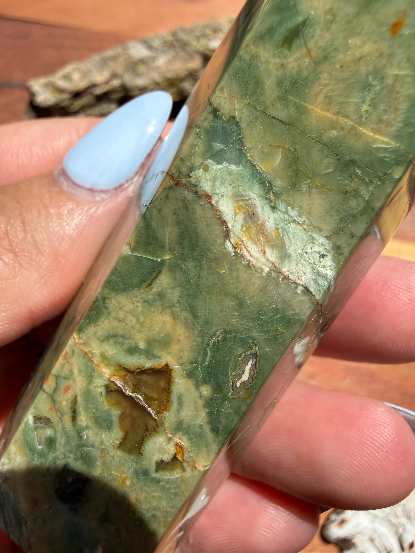 RAINFOREST JASPER TOWER