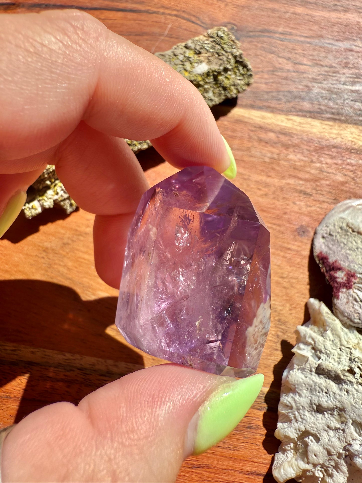 HIGH QUALITY AMETHYST POINT FROM BRAZIL