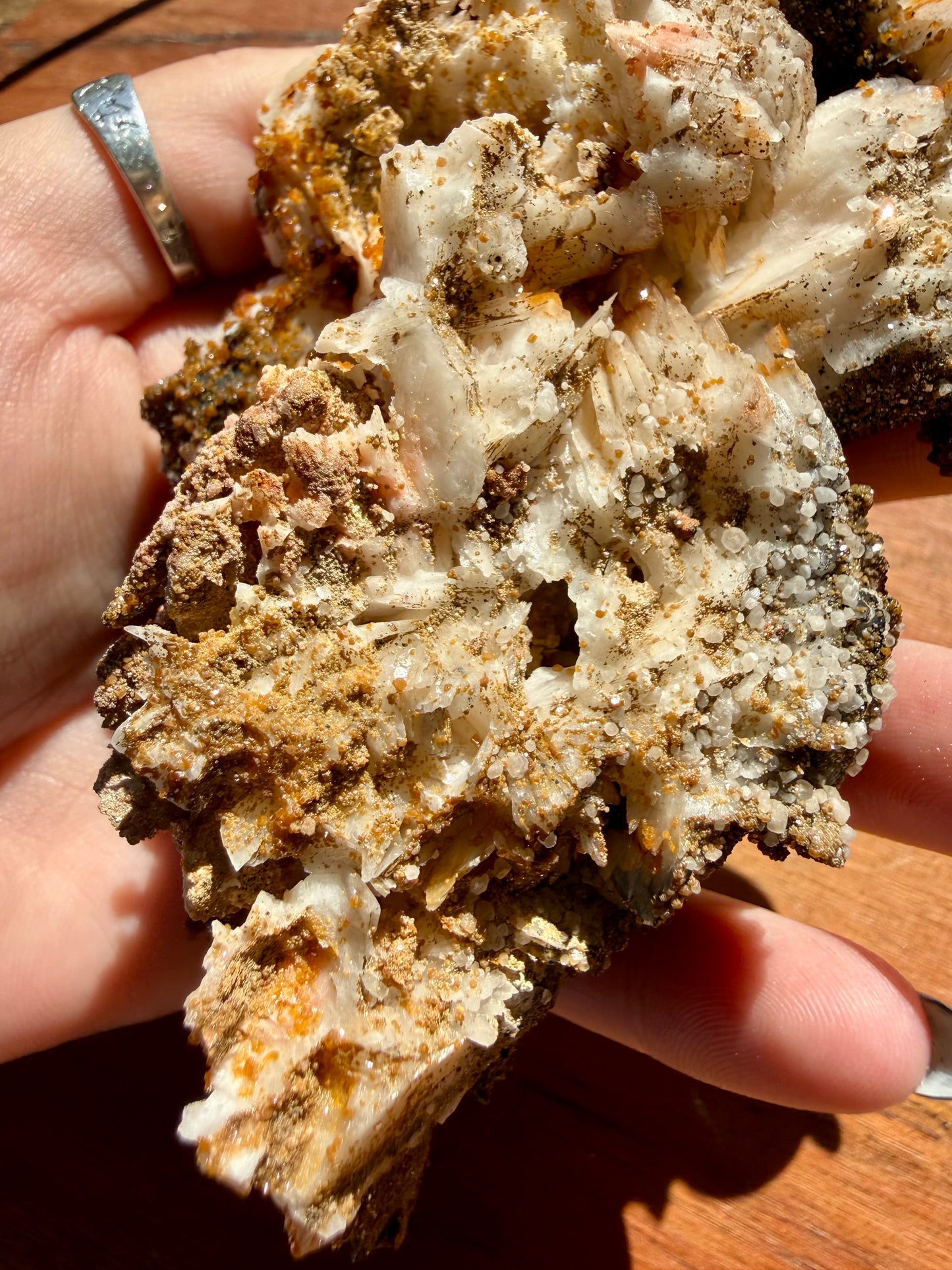 BARITE, MAGANESE + VANADINITE