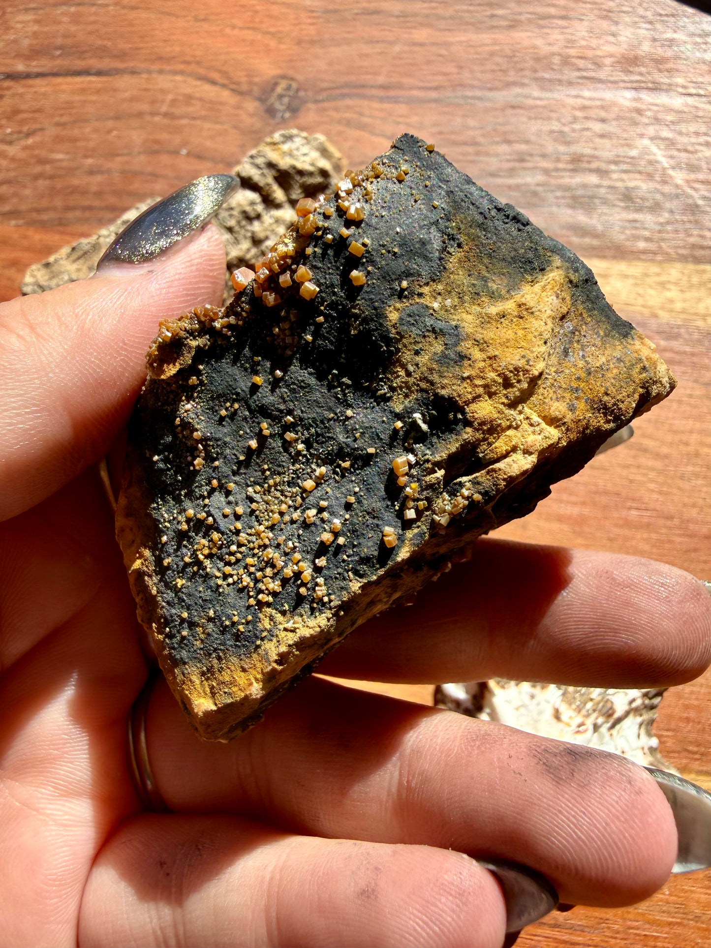 VANADINITE + MAGANESE