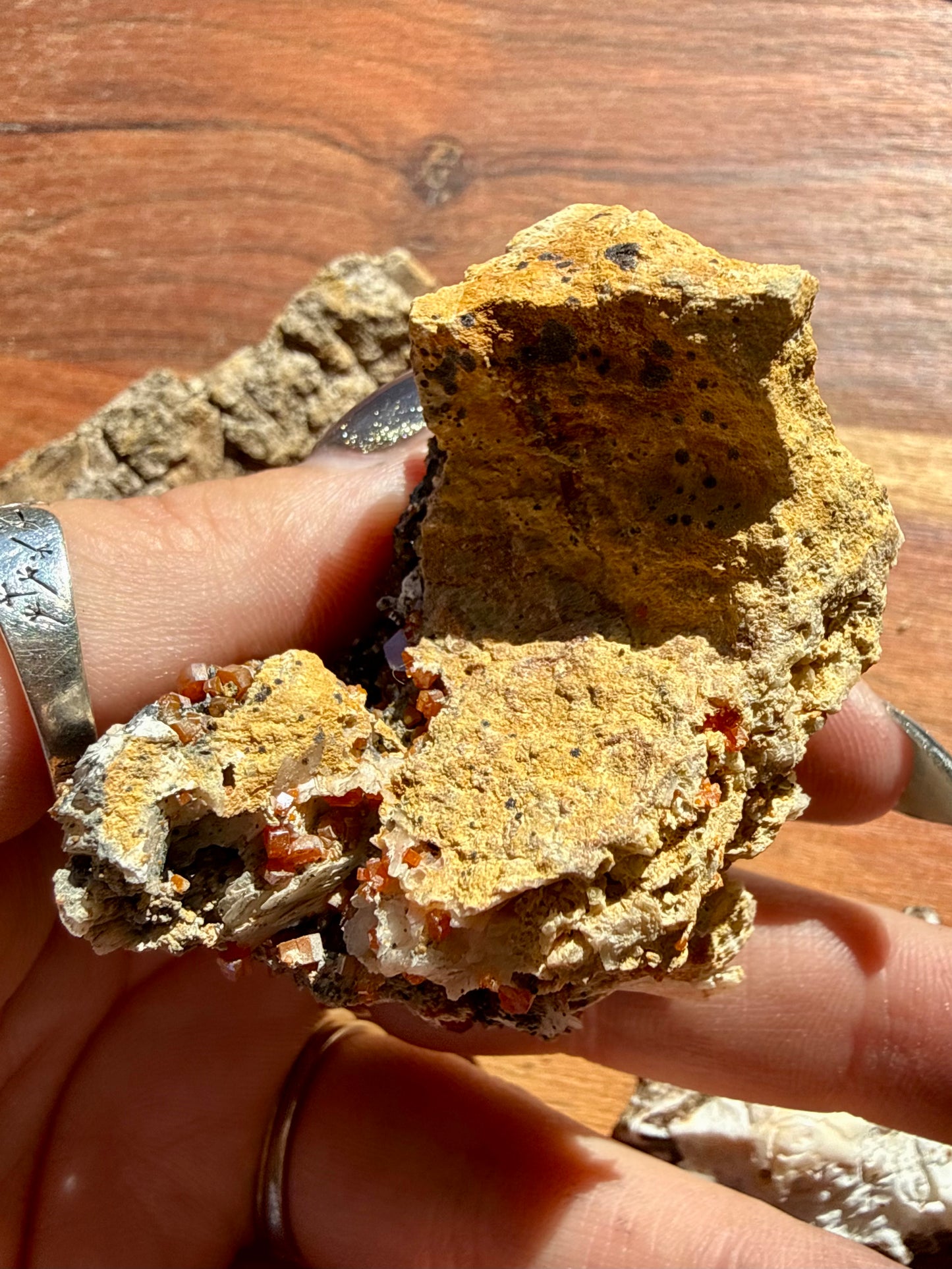 VANADINITE + MAGANESE