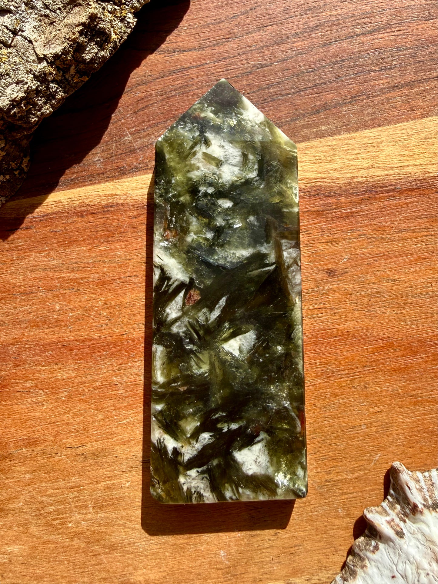 GREEN TOURMALINE + MICA SLAB TOWER