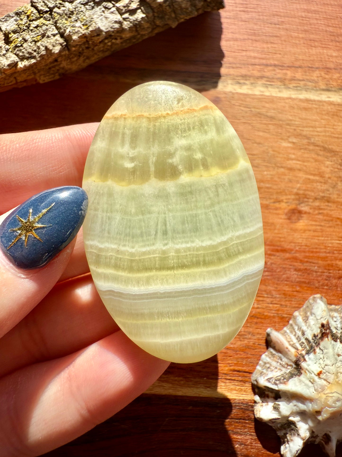 PISTACHIO CALCITE PALM STONE (MATTE POLISH)