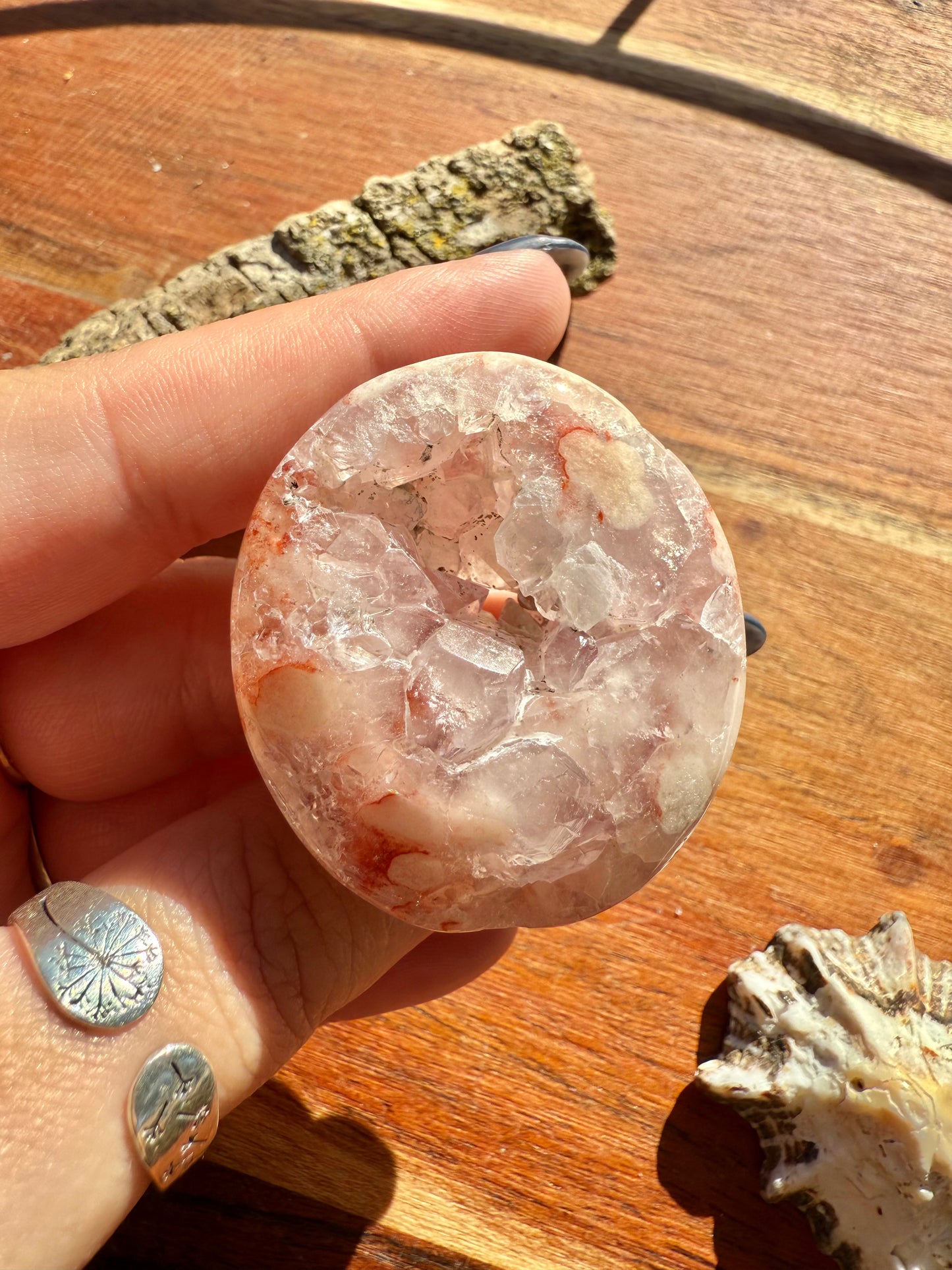 AMETHYST + FLOWER AGATE PALM STONE