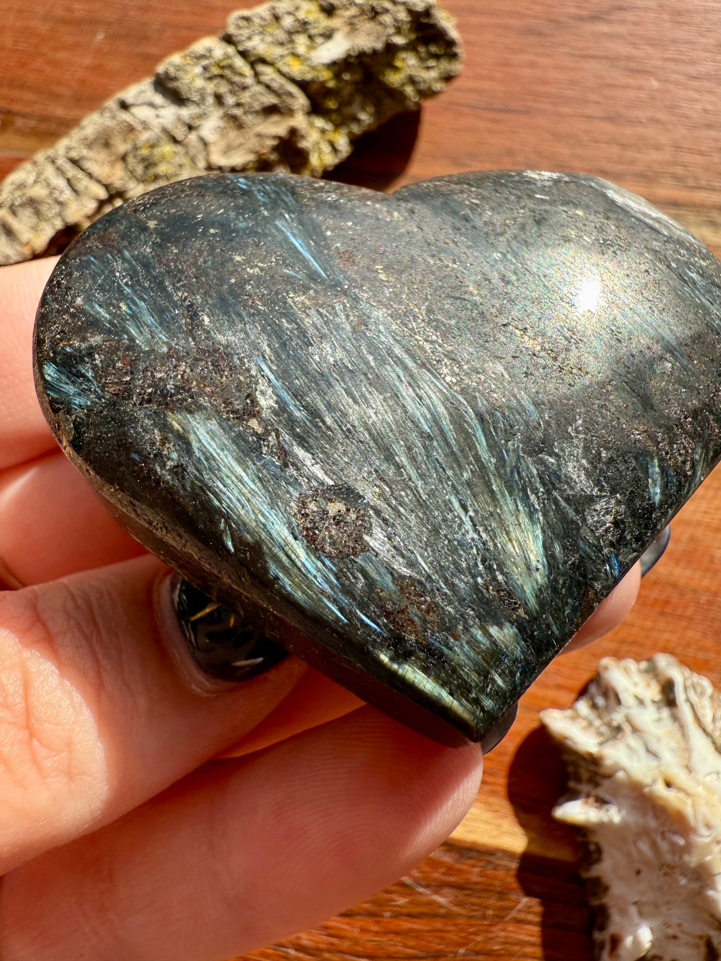 FIREWORK GARNET HEART