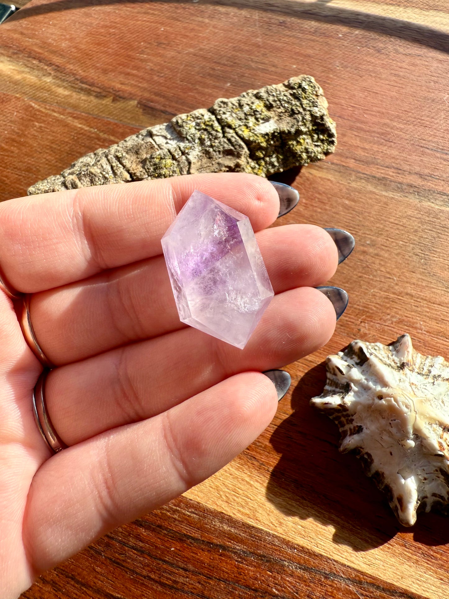 SMALL AMETHYST DT POINT
