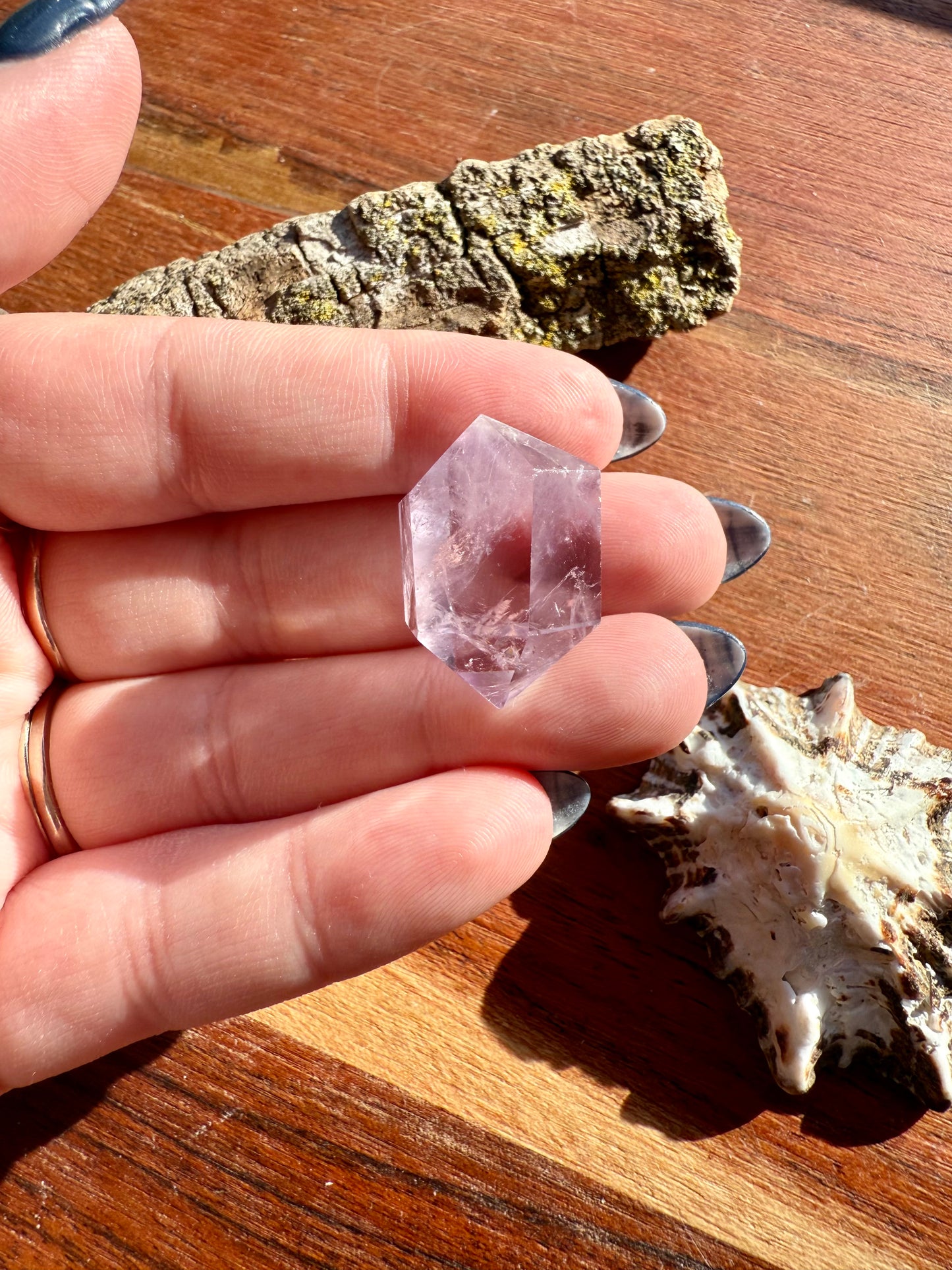 SMALL AMETHYST DT POINT