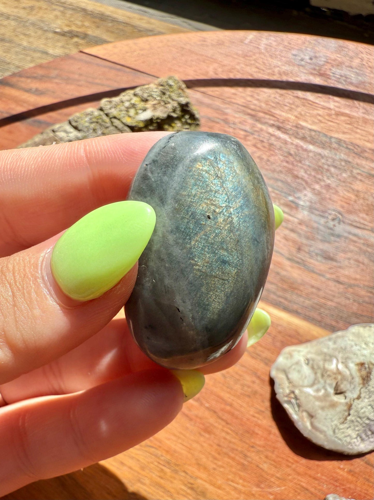 Sunset Flash Labradorite Heart (Large)