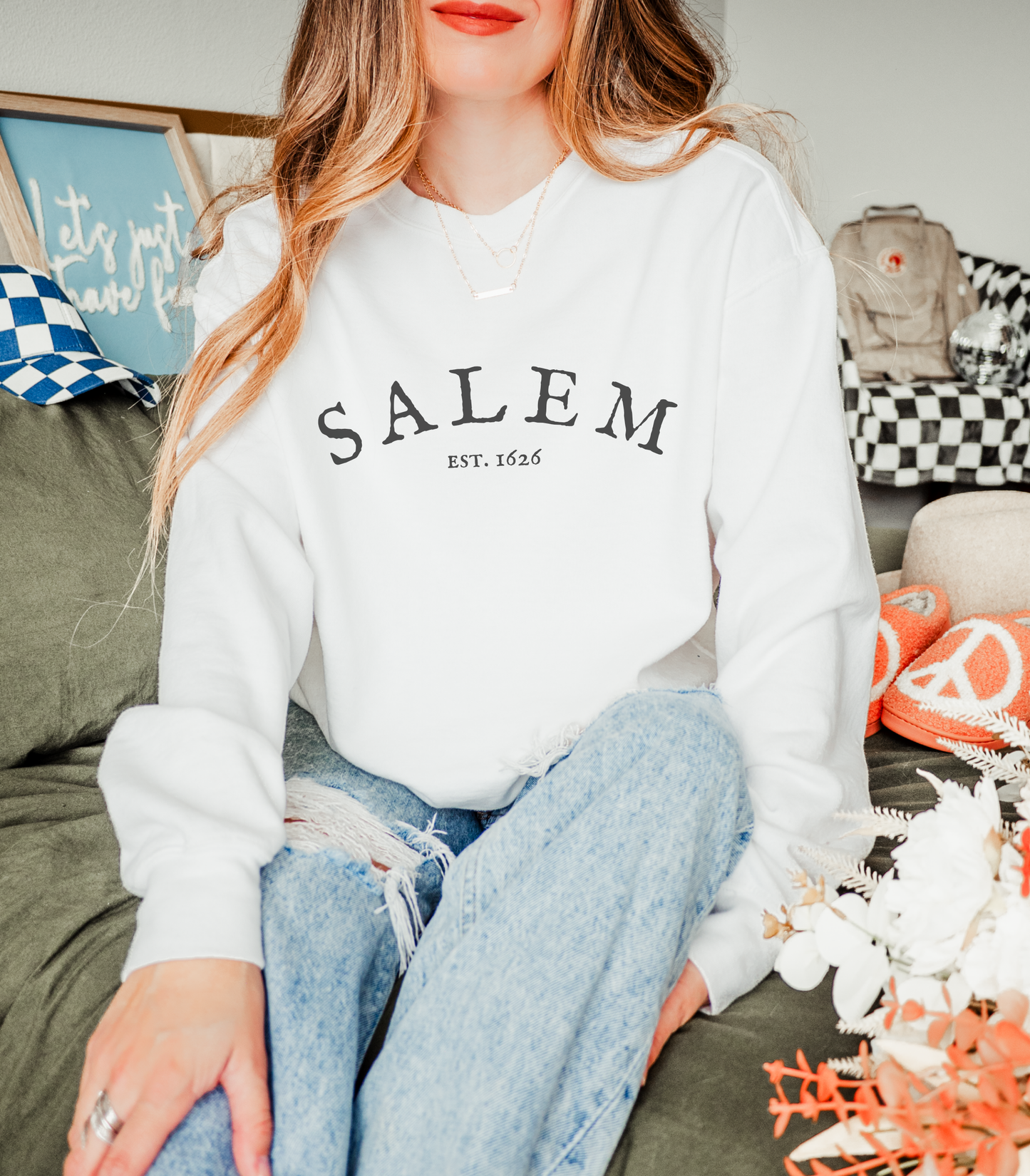 SALEM CREW NECK SWEATSHIRT