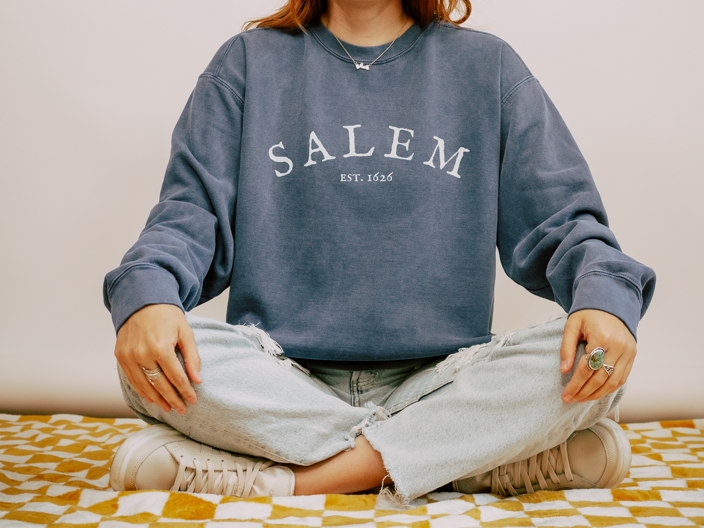 SALEM CREW NECK SWEATSHIRT