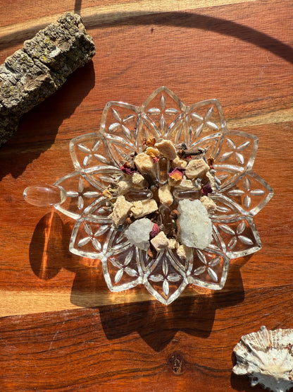 STARBURST CHAMBER MAID CANDLE HOLDER