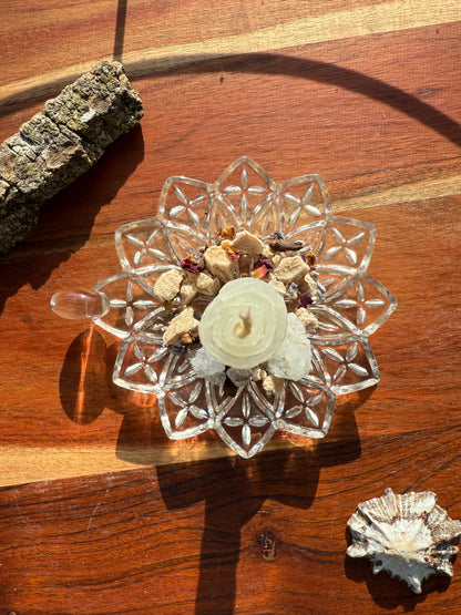 STARBURST CHAMBER MAID CANDLE HOLDER