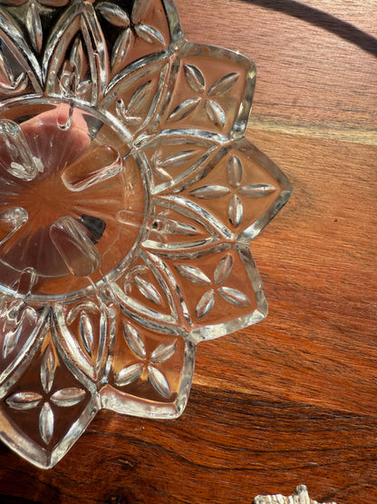 STARBURST CHAMBER MAID CANDLE HOLDER