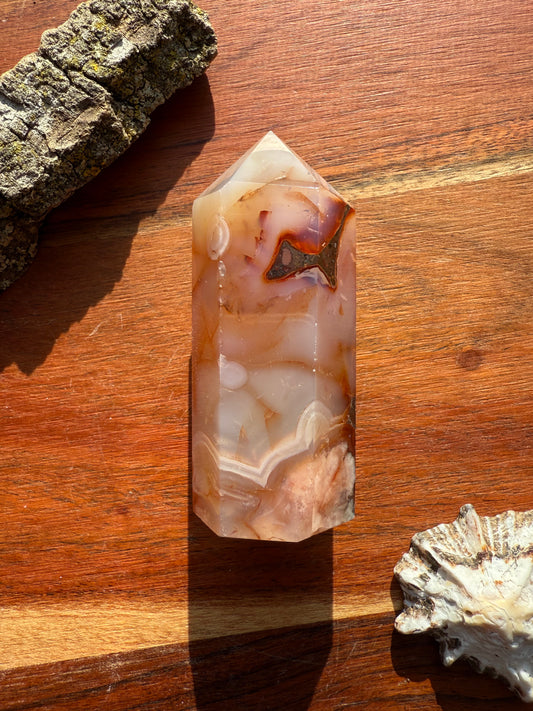 CARNELIAN FLOWER AGATE TOWER