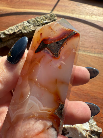 CARNELIAN FLOWER AGATE TOWER