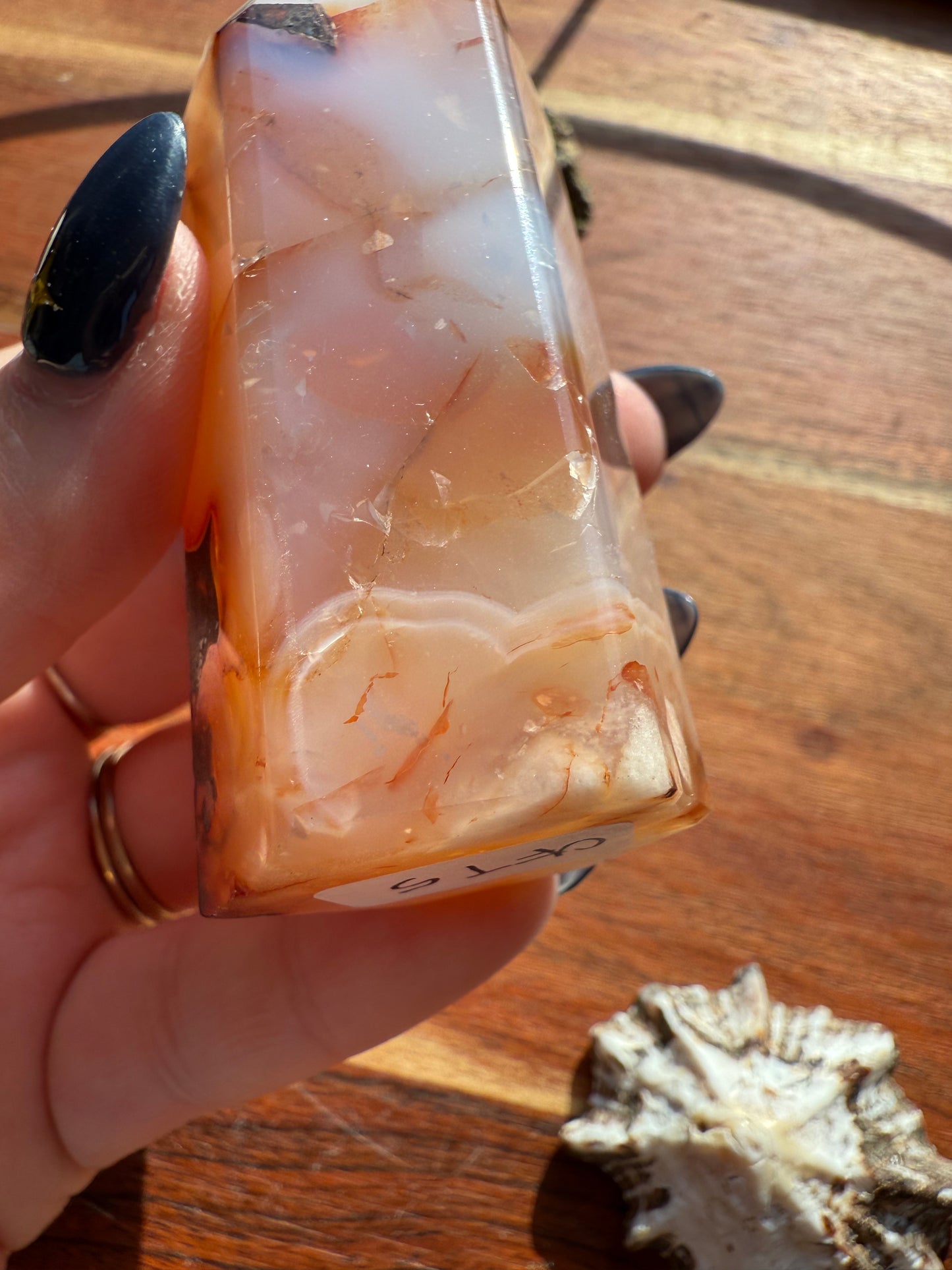 CARNELIAN FLOWER AGATE TOWER