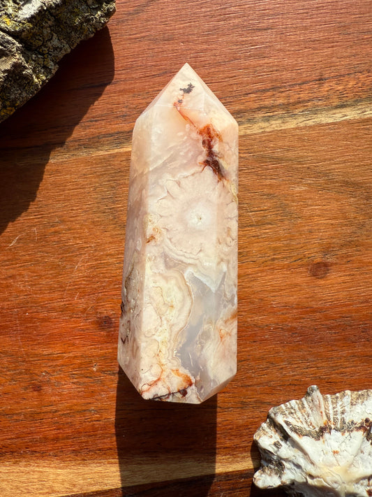 CARNELIAN FLOWER AGATE TOWER