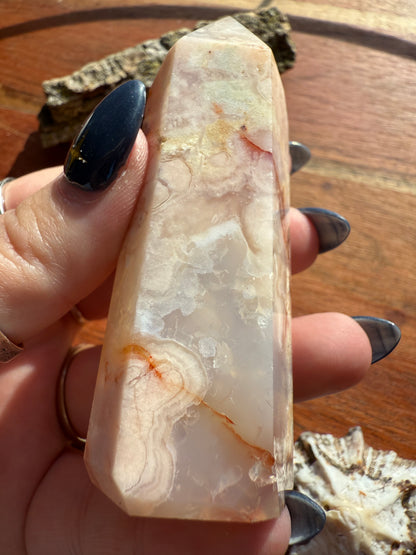 CARNELIAN FLOWER AGATE TOWER