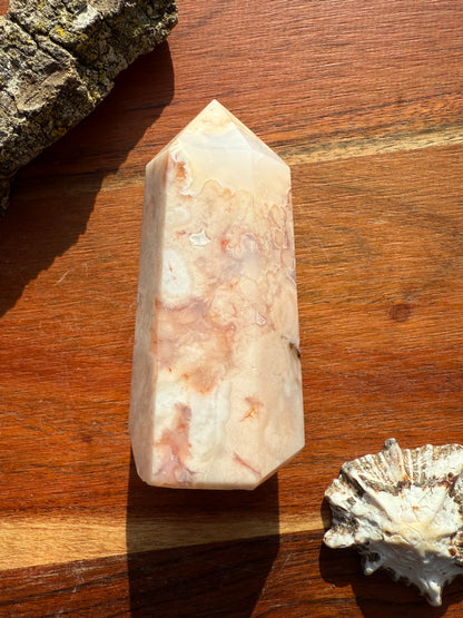 CARNELIAN FLOWER AGATE TOWER