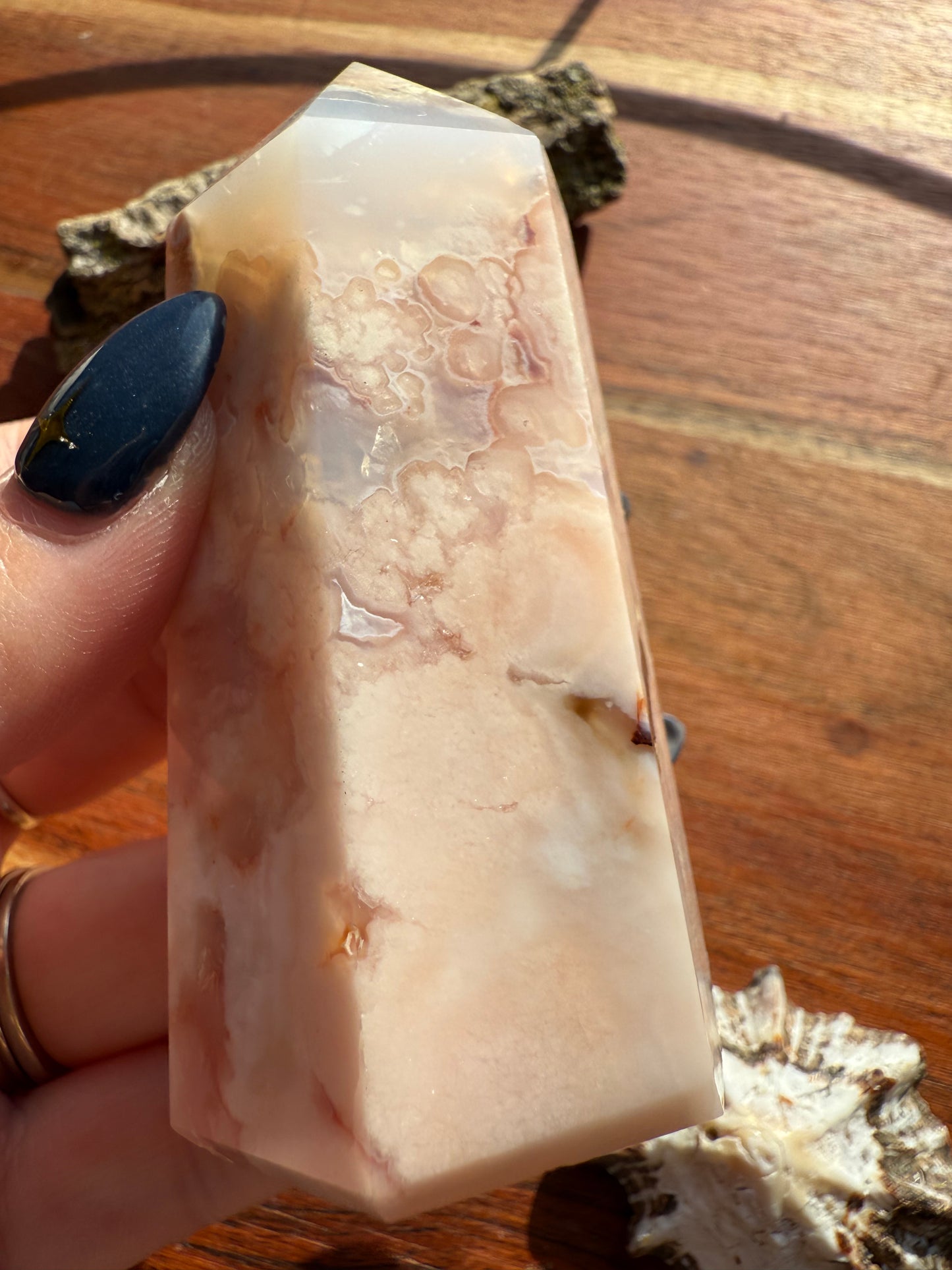 CARNELIAN FLOWER AGATE TOWER