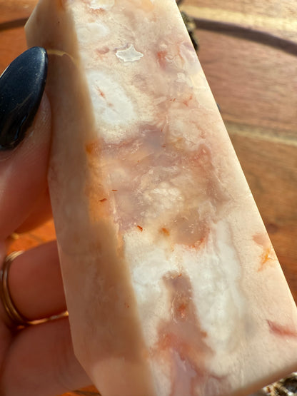 CARNELIAN FLOWER AGATE TOWER