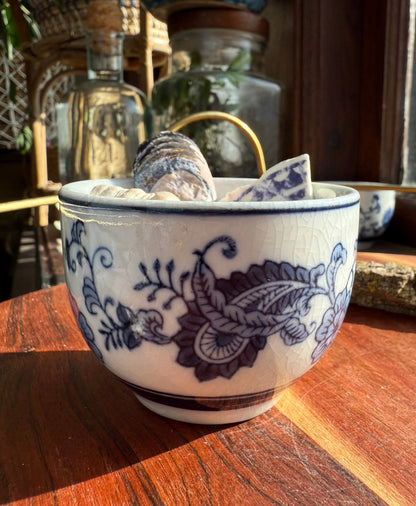 PORCELAIN BLUE PAISLEY FLORAL TEACUP BOWL