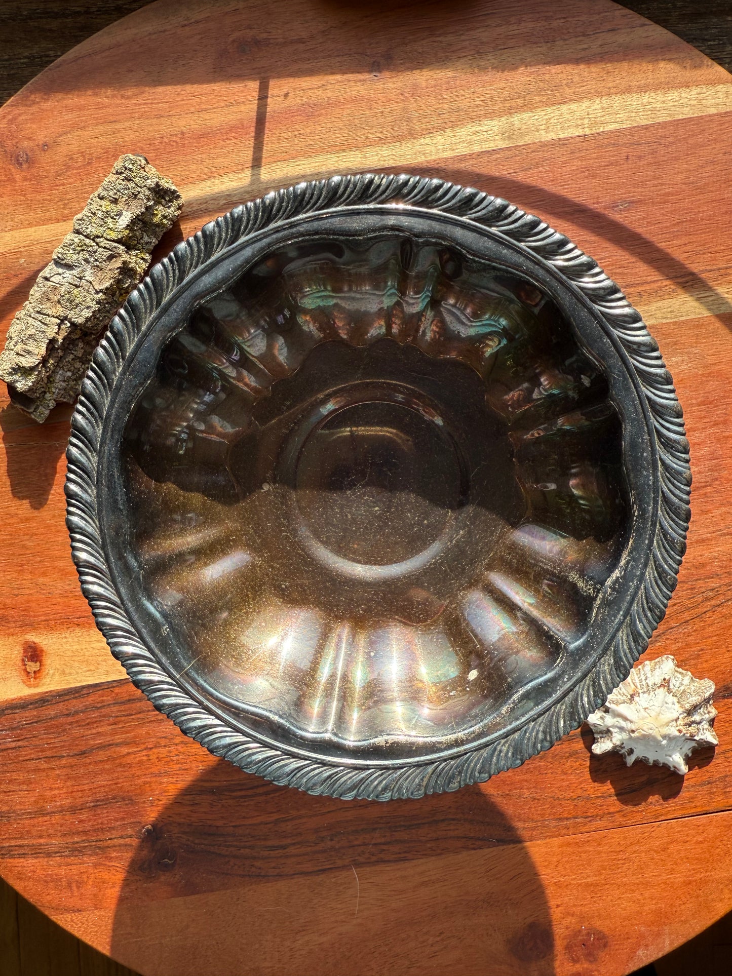 VINTAGE ONEIDA SILVERSMITH PEDESTAL BOWL