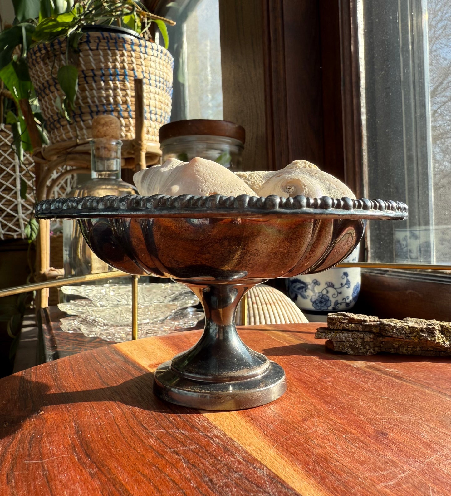 VINTAGE ONEIDA SILVERSMITH PEDESTAL BOWL