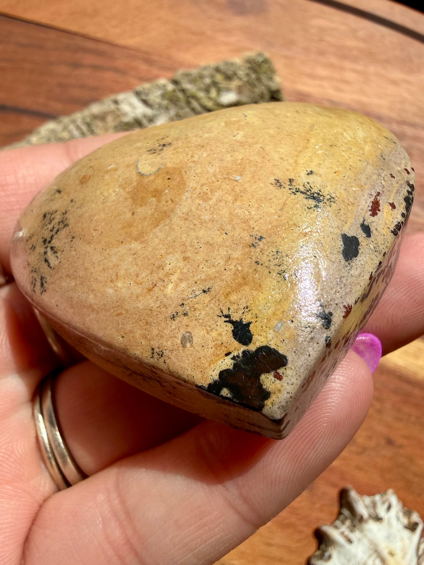 PICTURE JASPER HEART