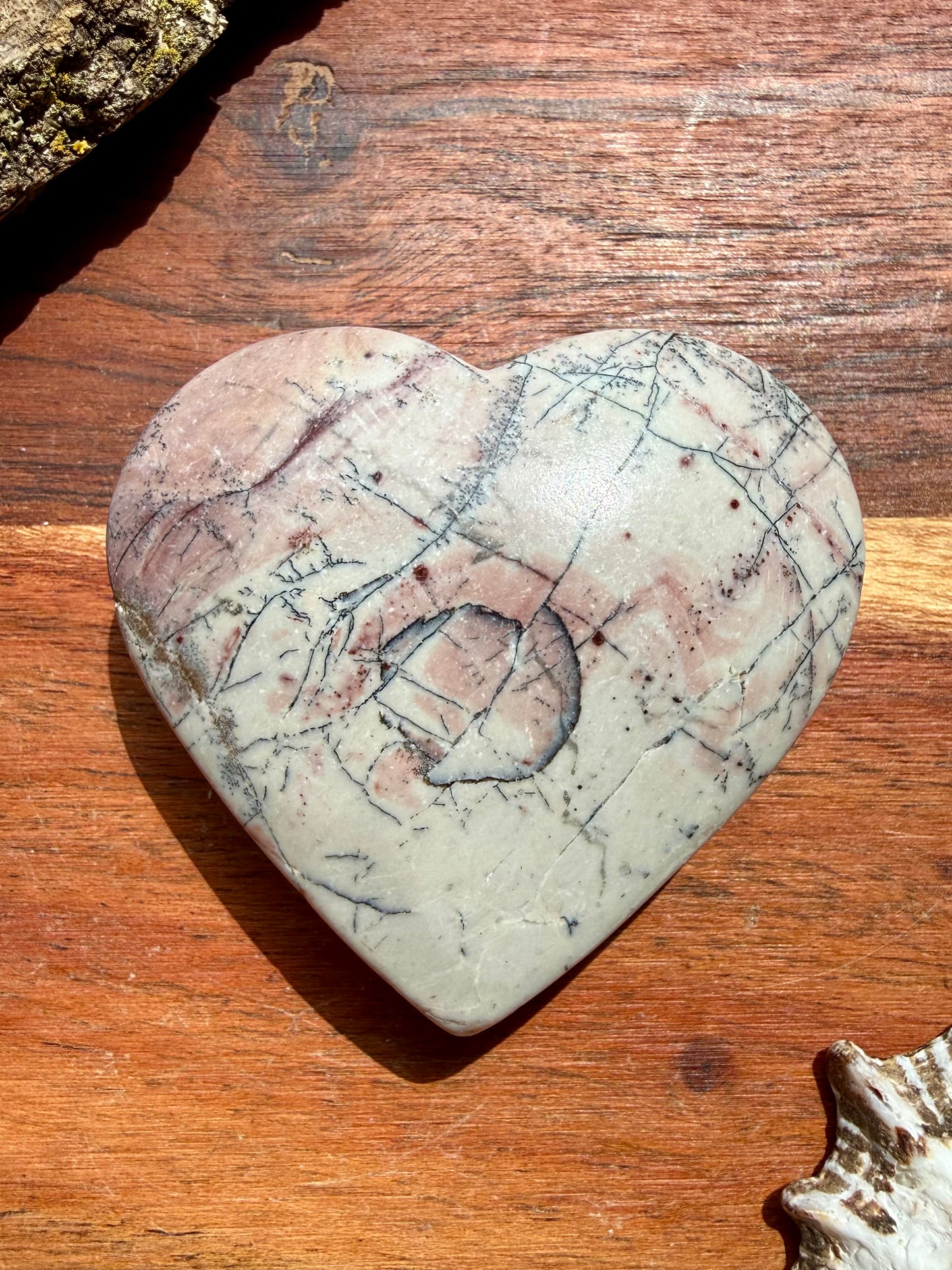 PICTURE JASPER HEART