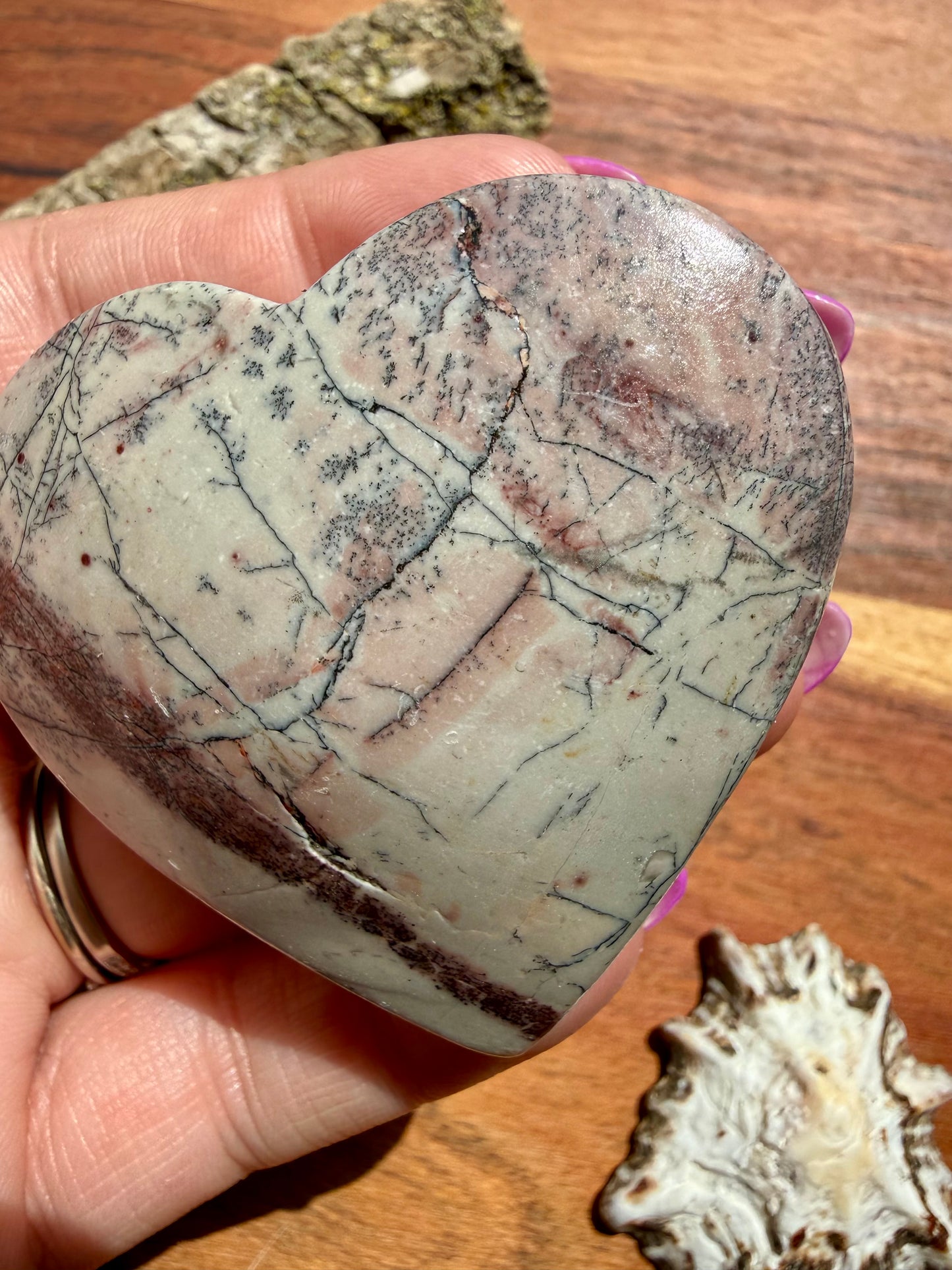 PICTURE JASPER HEART