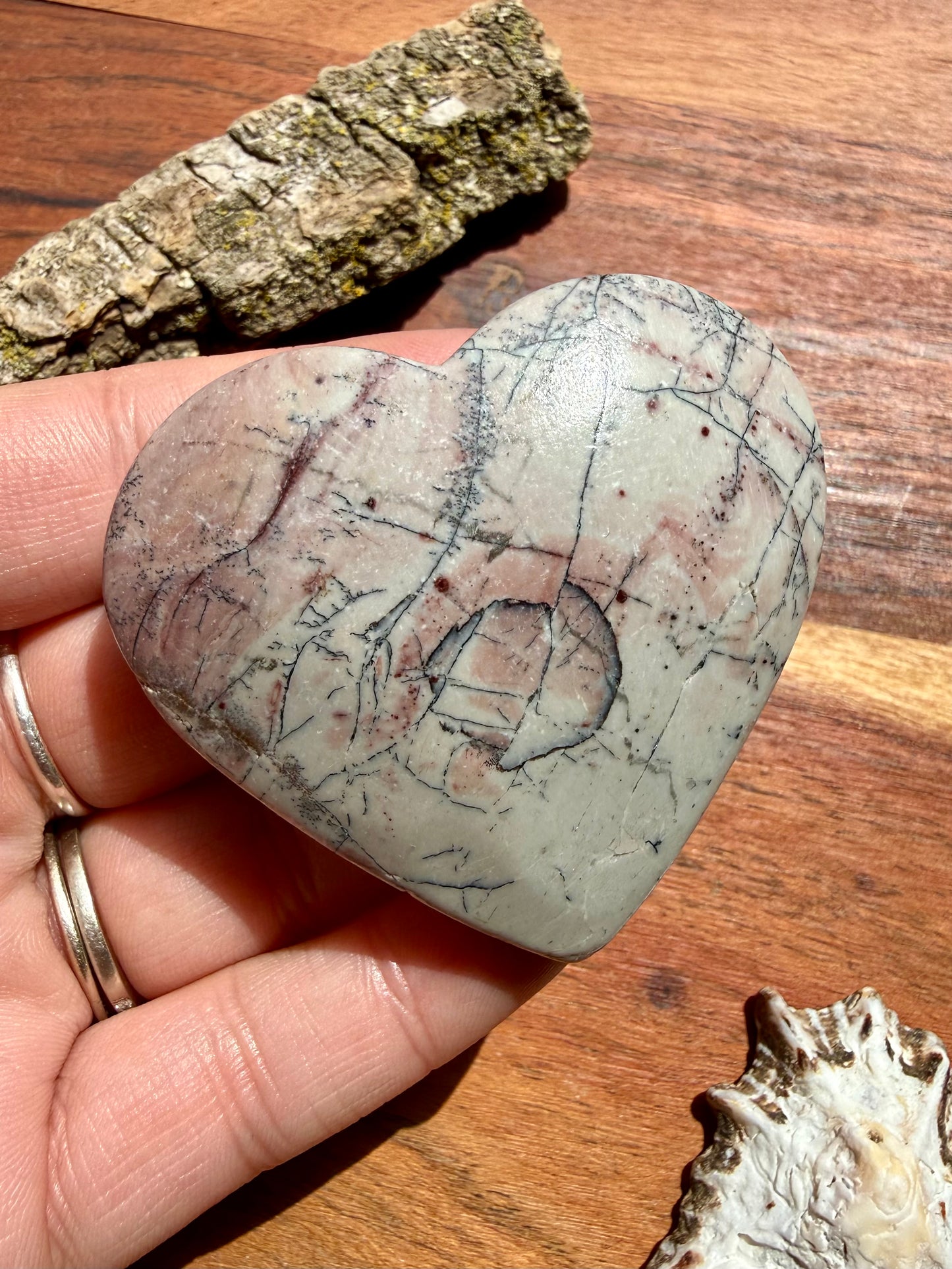 PICTURE JASPER HEART