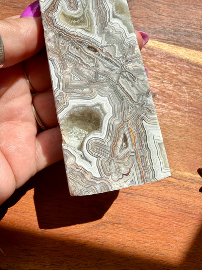 CRAZY LACE AGATE TOWER