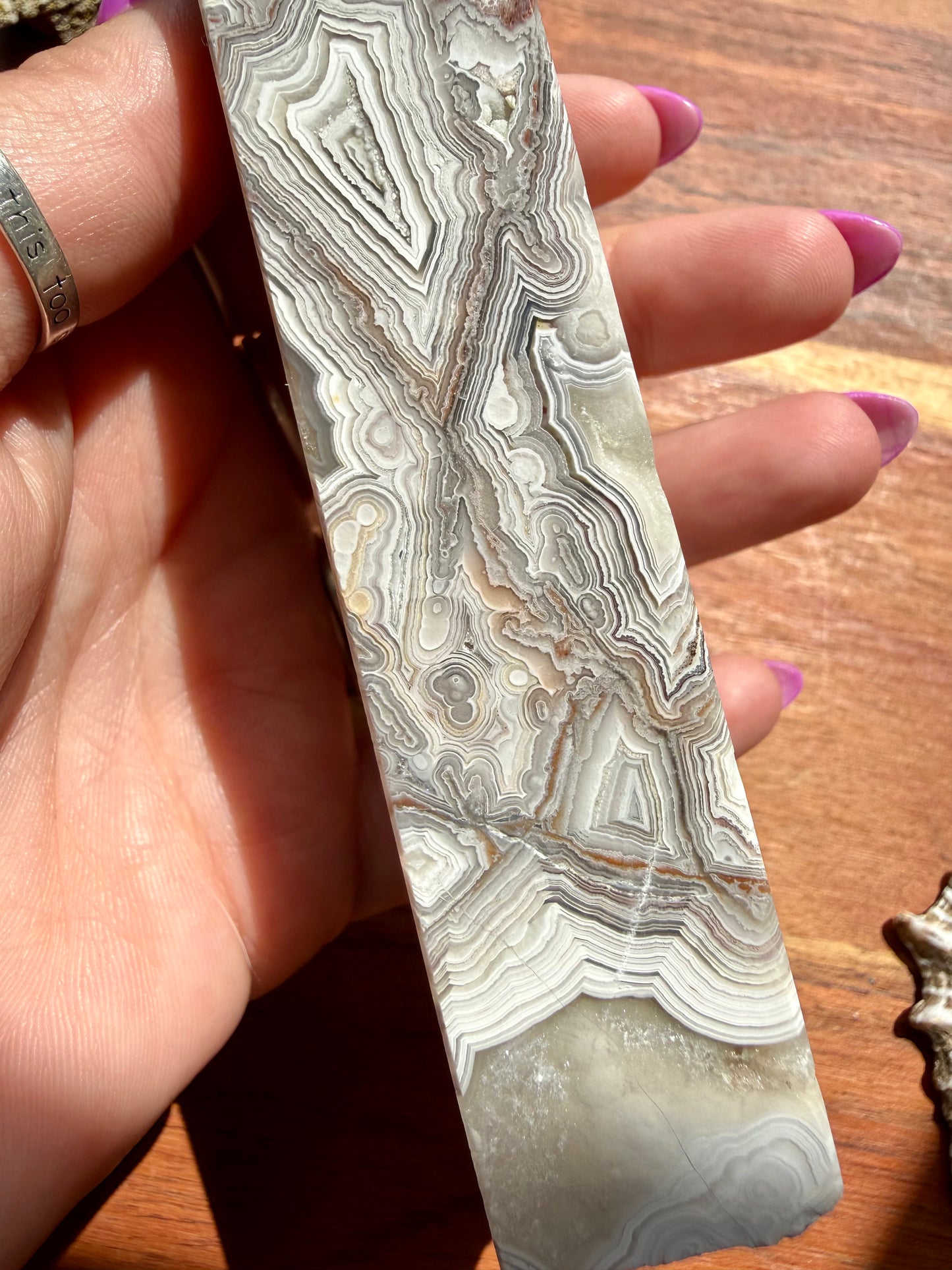 CRAZY LACE AGATE TOWER