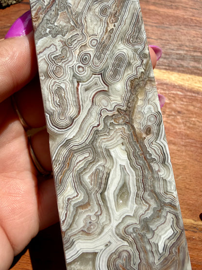 CRAZY LACE AGATE TOWER