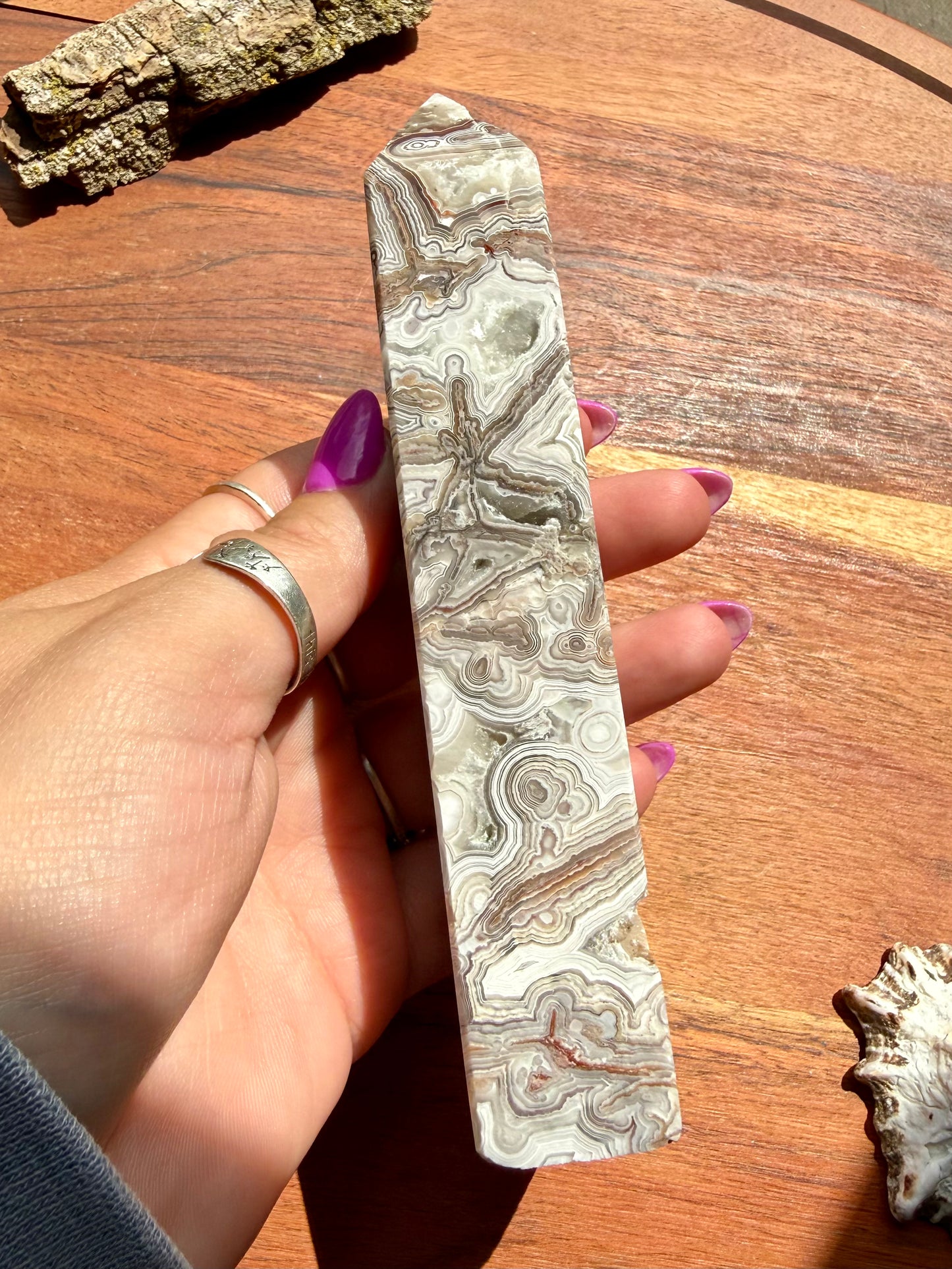 CRAZY LACE AGATE TOWER