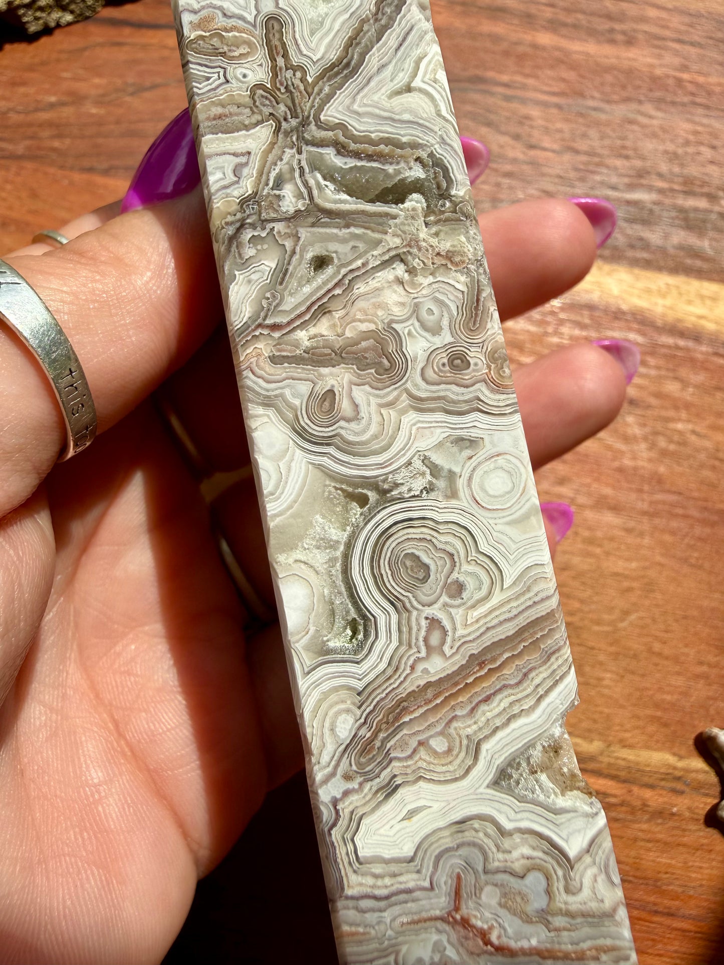 CRAZY LACE AGATE TOWER