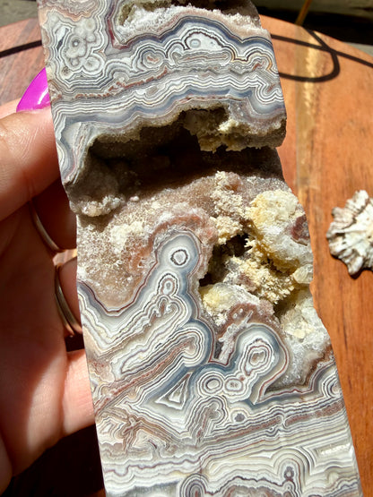 CRAZY LACE AGATE TOWER