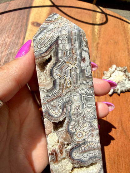 CRAZY LACE AGATE TOWER