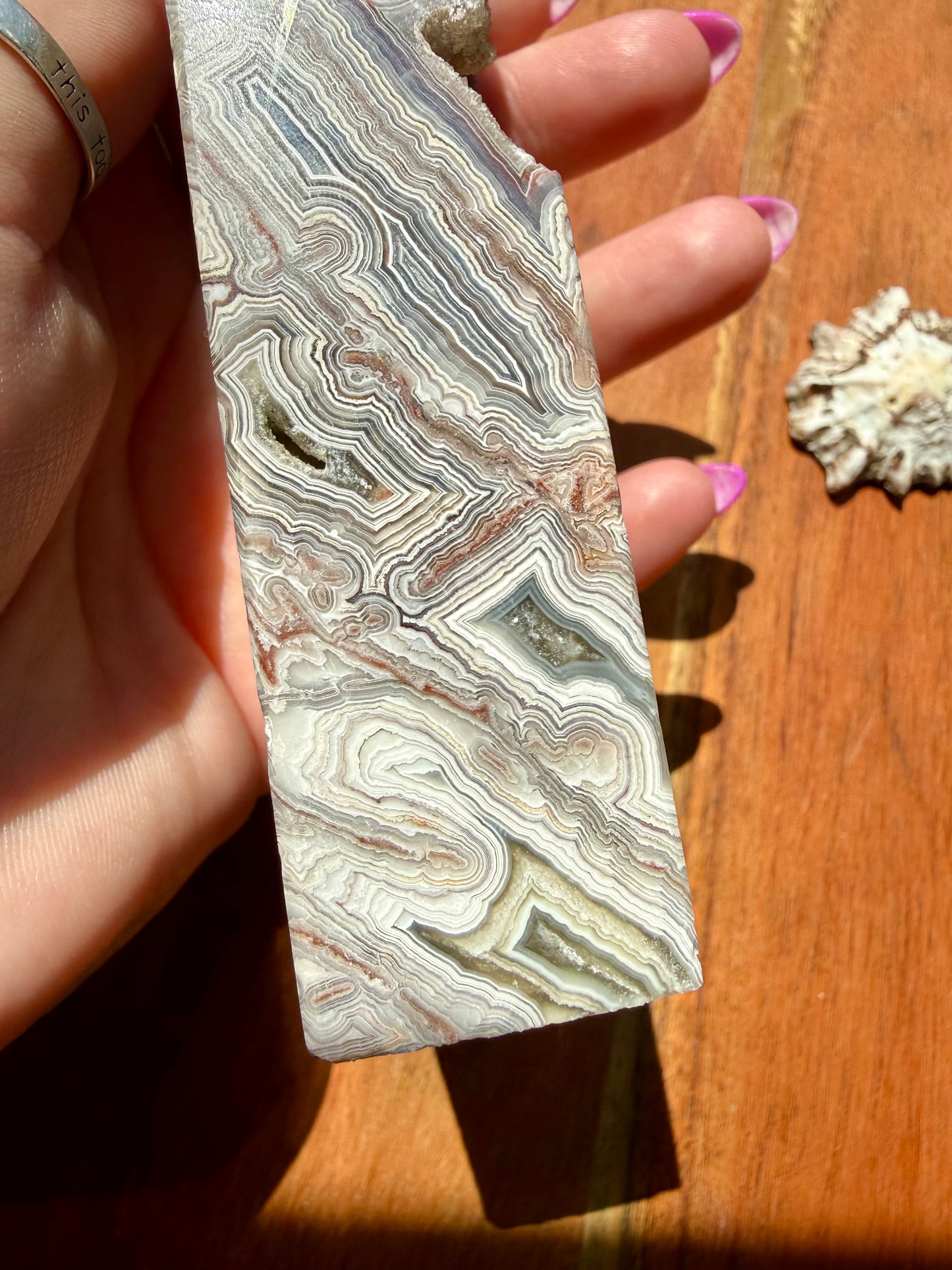 CRAZY LACE AGATE TOWER