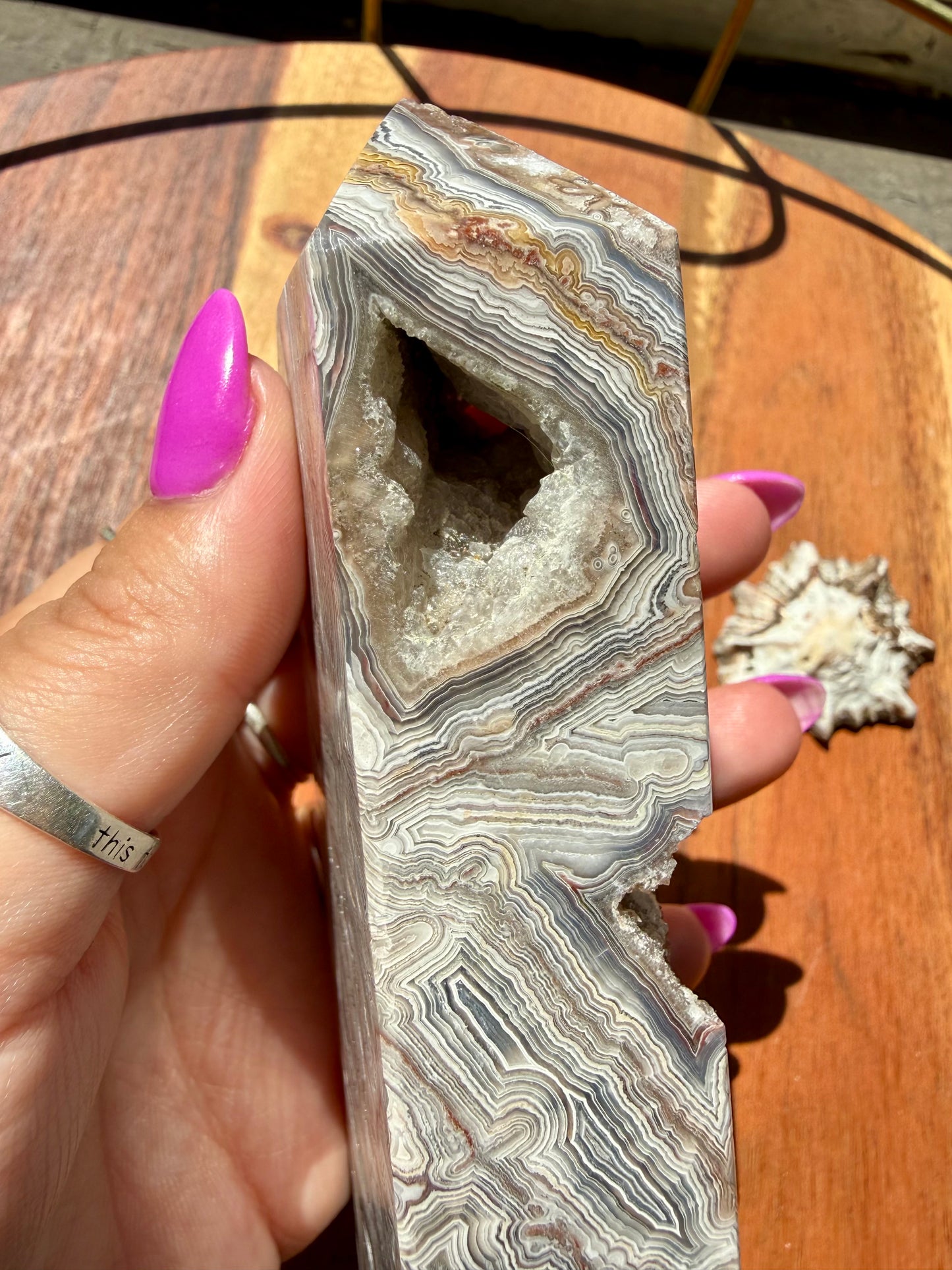CRAZY LACE AGATE TOWER