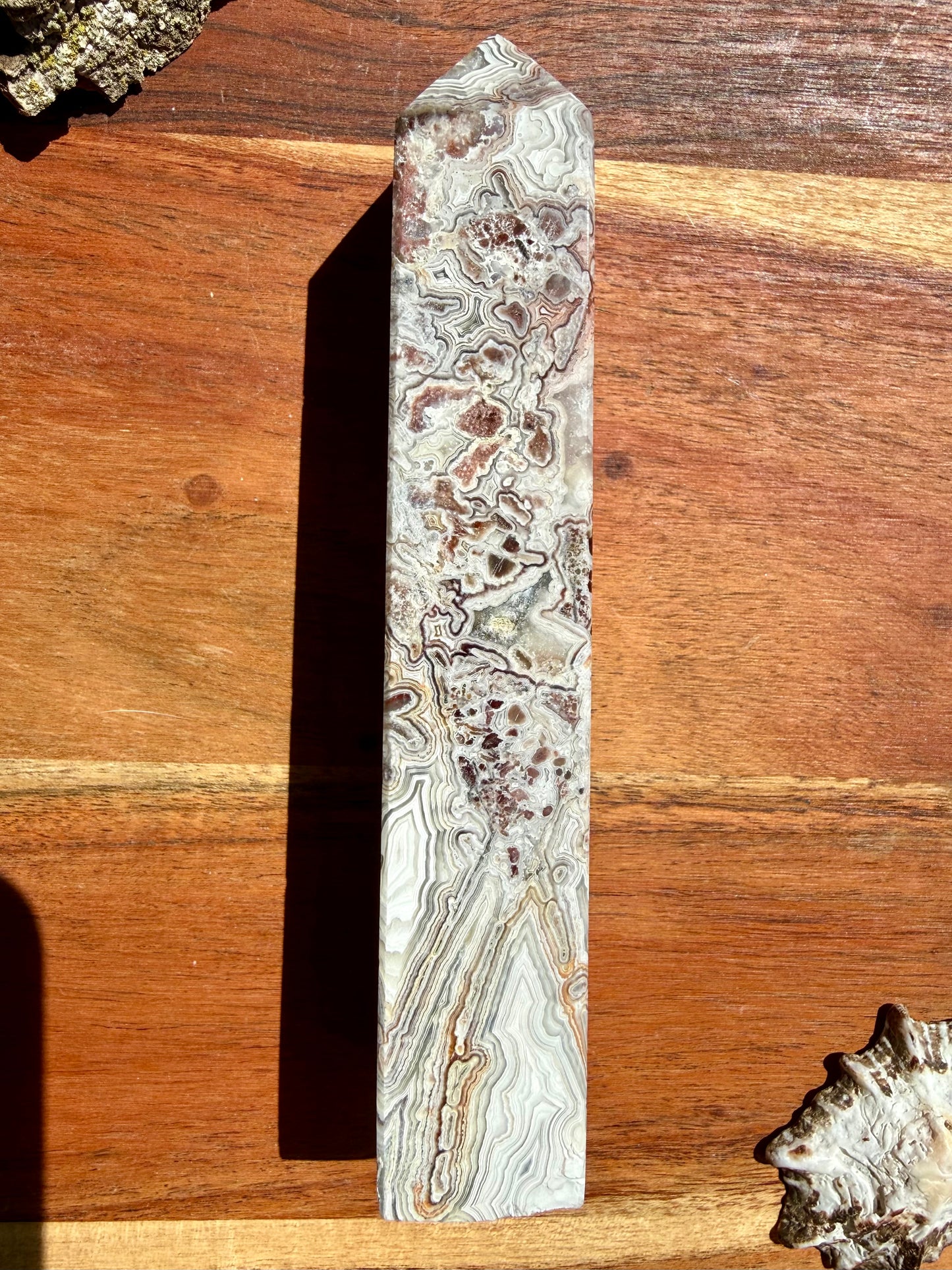 CRAZY LACE AGATE TOWER