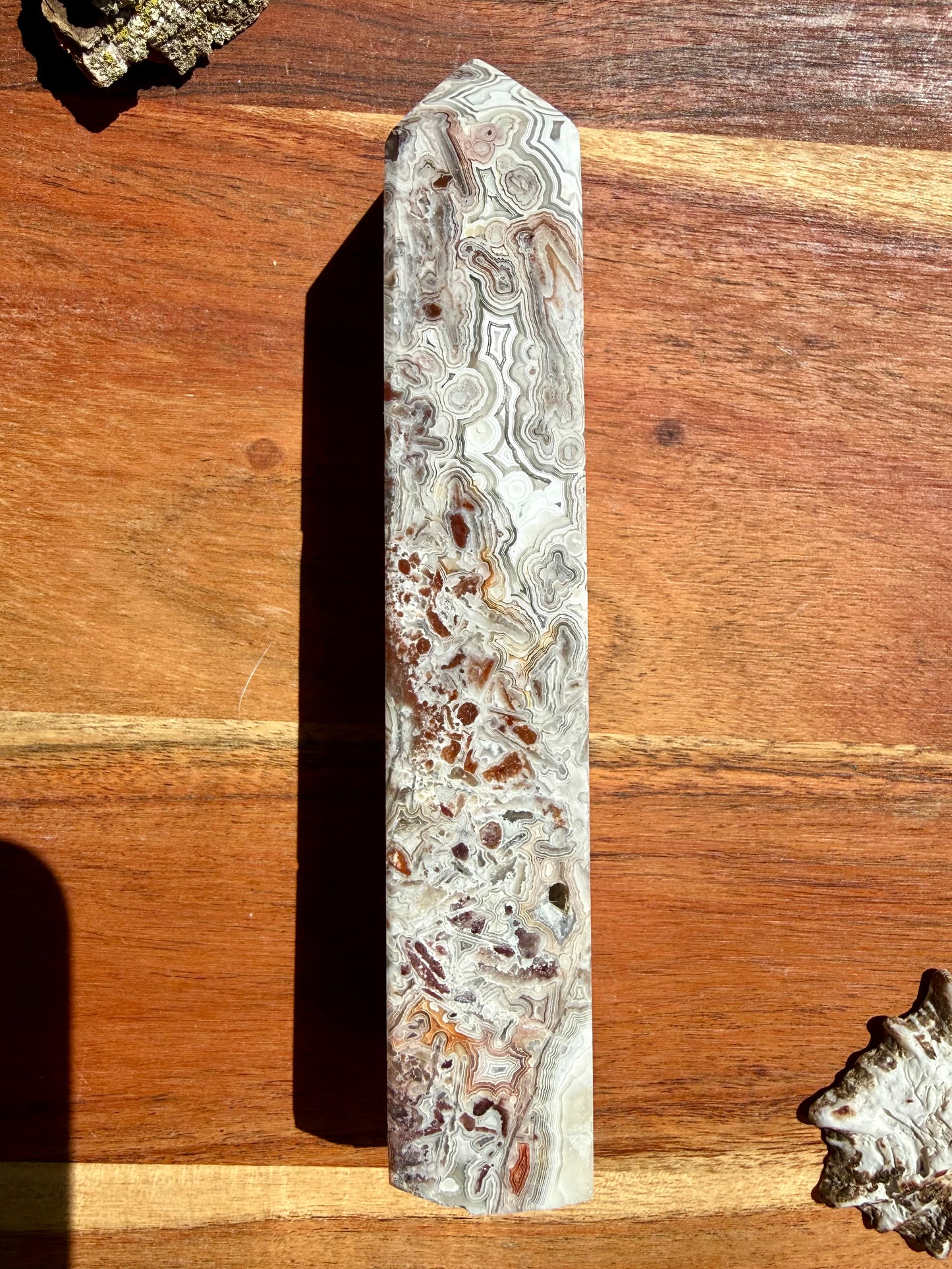 CRAZY LACE AGATE TOWER