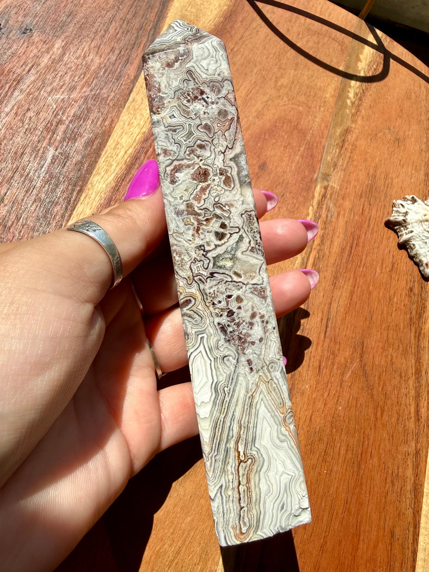 CRAZY LACE AGATE TOWER