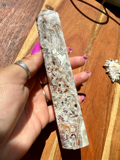 CRAZY LACE AGATE TOWER