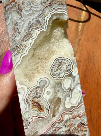 CRAZY LACE AGATE TOWER